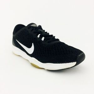 Nike Women's Zoom Fit Shoes Size 7